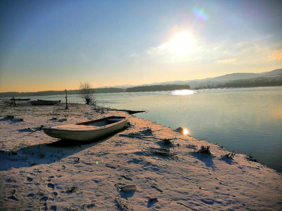 Danube Fairy Villa Futak Kültér fotó